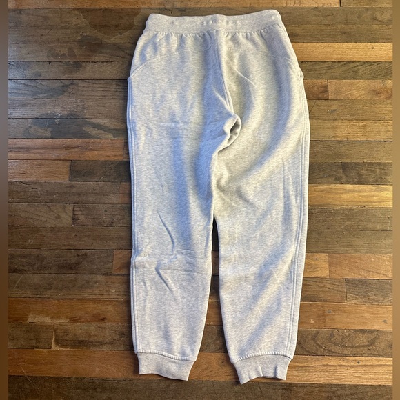 Lululemon Relaxed Fit Scuba Jogger - Size 8 - Heathered Core Ultra alight Grey - Picture 6 of 8